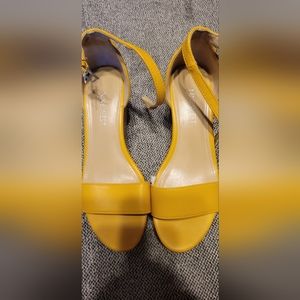 Nine West cork wedge yellow sandals 5.5
